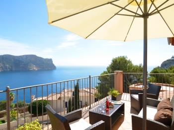 Villa With Enchanting Sea Views And Pool. 7 Guests - Apartment in Andratx